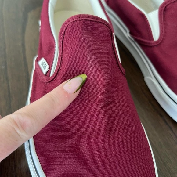 Vans Unisex Slip-On Sneakers - Garnet - Picture 6 of 9